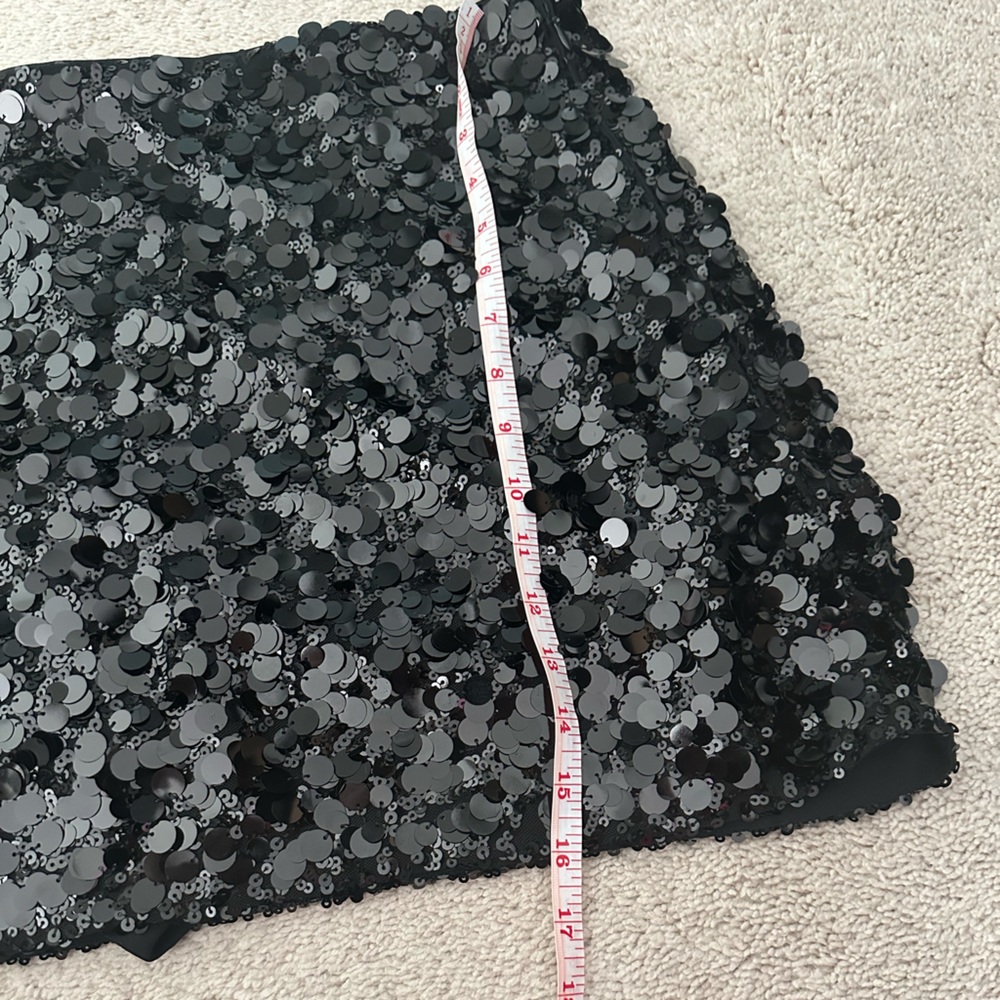EUC Abercrombie & Fitch Black sequin skort - Picture 4 of 5